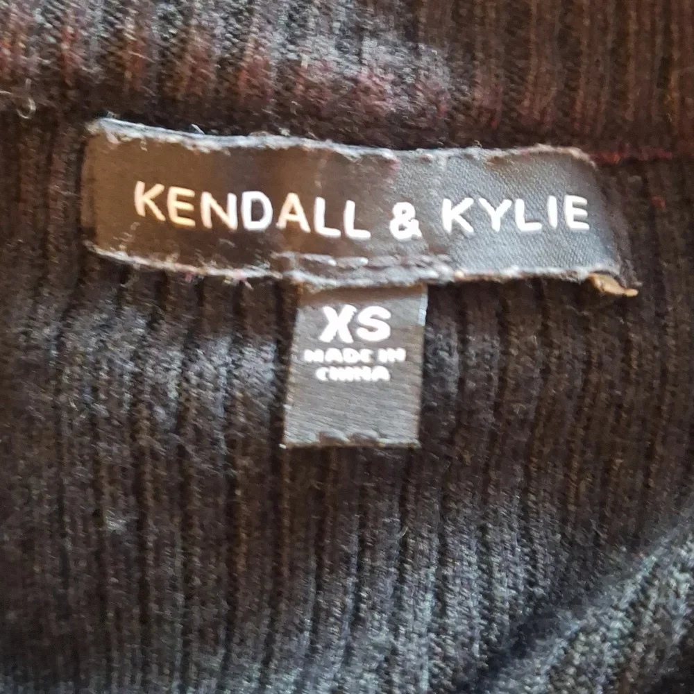 Kendall & Kylie Size XS Black & White - Picture 8 of 8